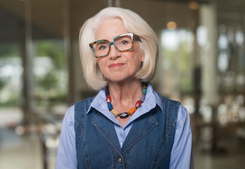Tennessee Psychotherapist Addresses Caregiver Stress Following Dolly Parton’s Death